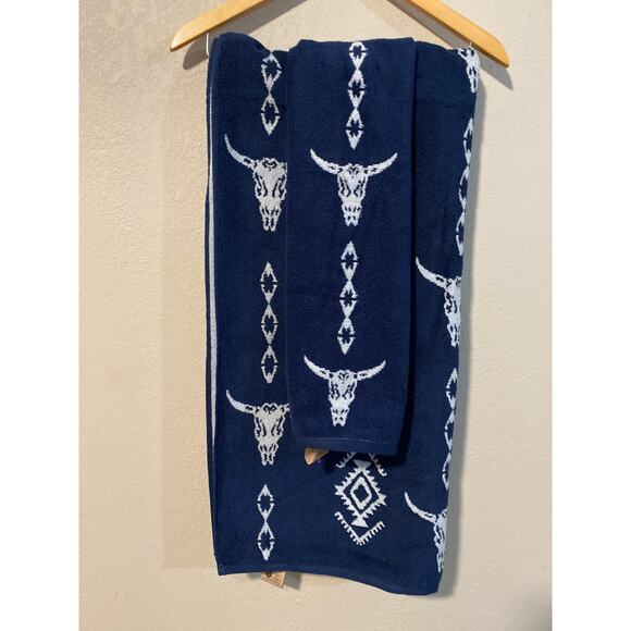 Wrangler Other - Wrangler - 1 Bath Towel and 1 Hand Towel